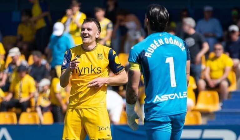 Alcorcón 2-3 Villarreal B | Se aleja el play-off